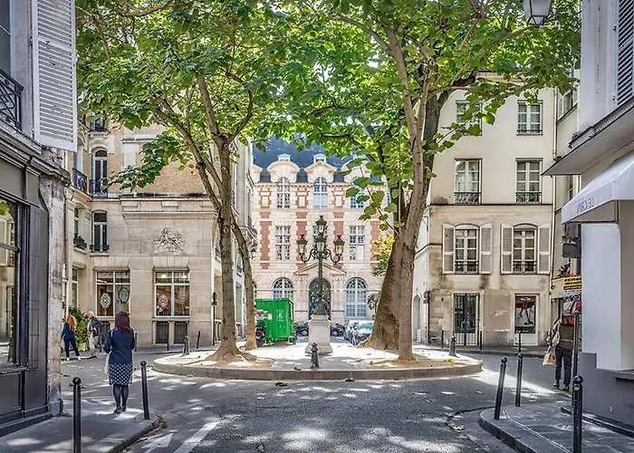 Kristine - Luxury 2br Saint-germain Notre-dame Parijs