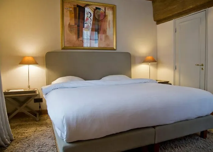 Kristine - Luxury 2br Saint-germain Notre-dame * Parijs