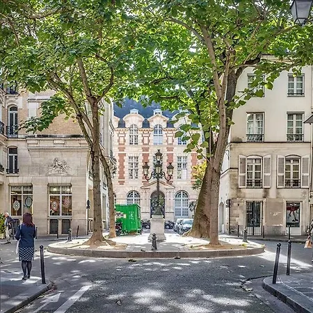 Kristine - Luxury 2br Saint-germain Notre-dame Париж